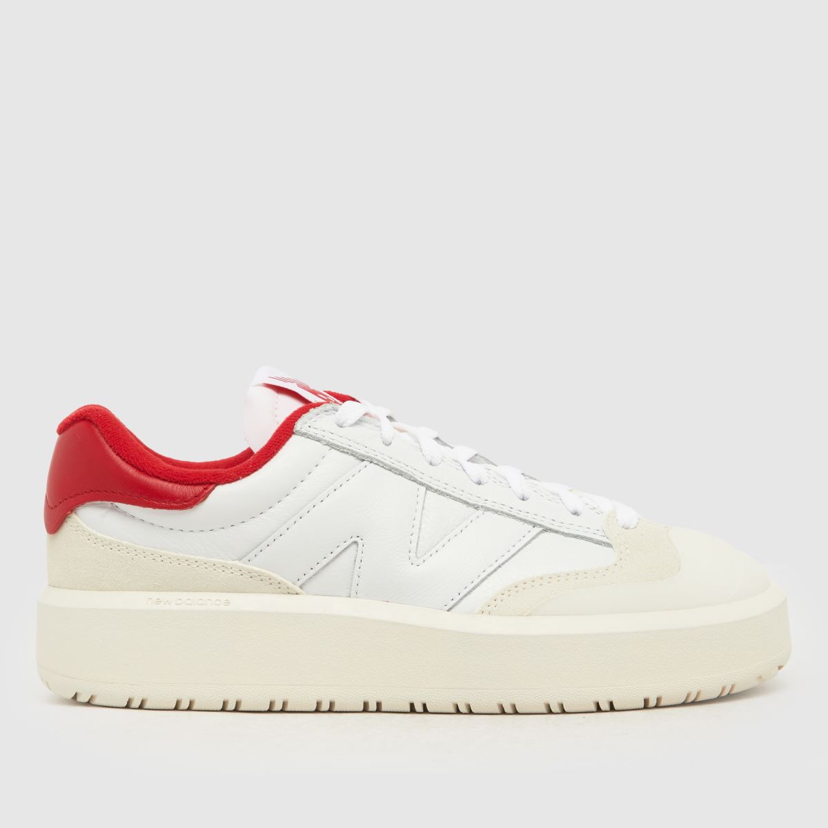 New Balance ct302 trainers in white & red