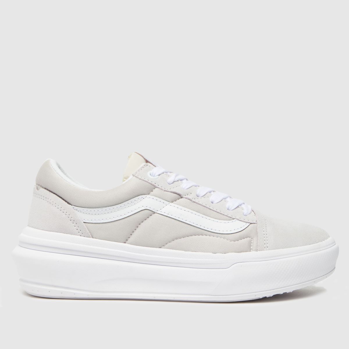 Vans comfycush old skool overt trainers in light grey
