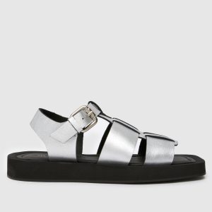 schuh thea leather fisherman sandals in silver
