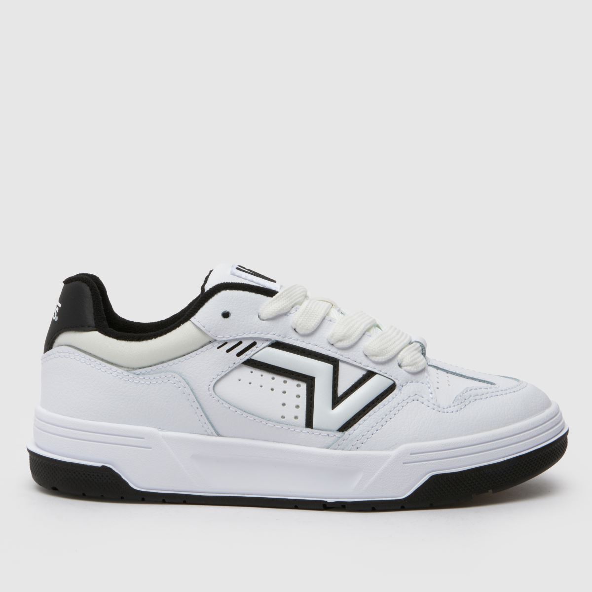 Vans upland trainers in white & black Vans upland trainers in white & black