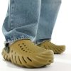 Crocs Unisex Echo clogs in aloe green-Purple