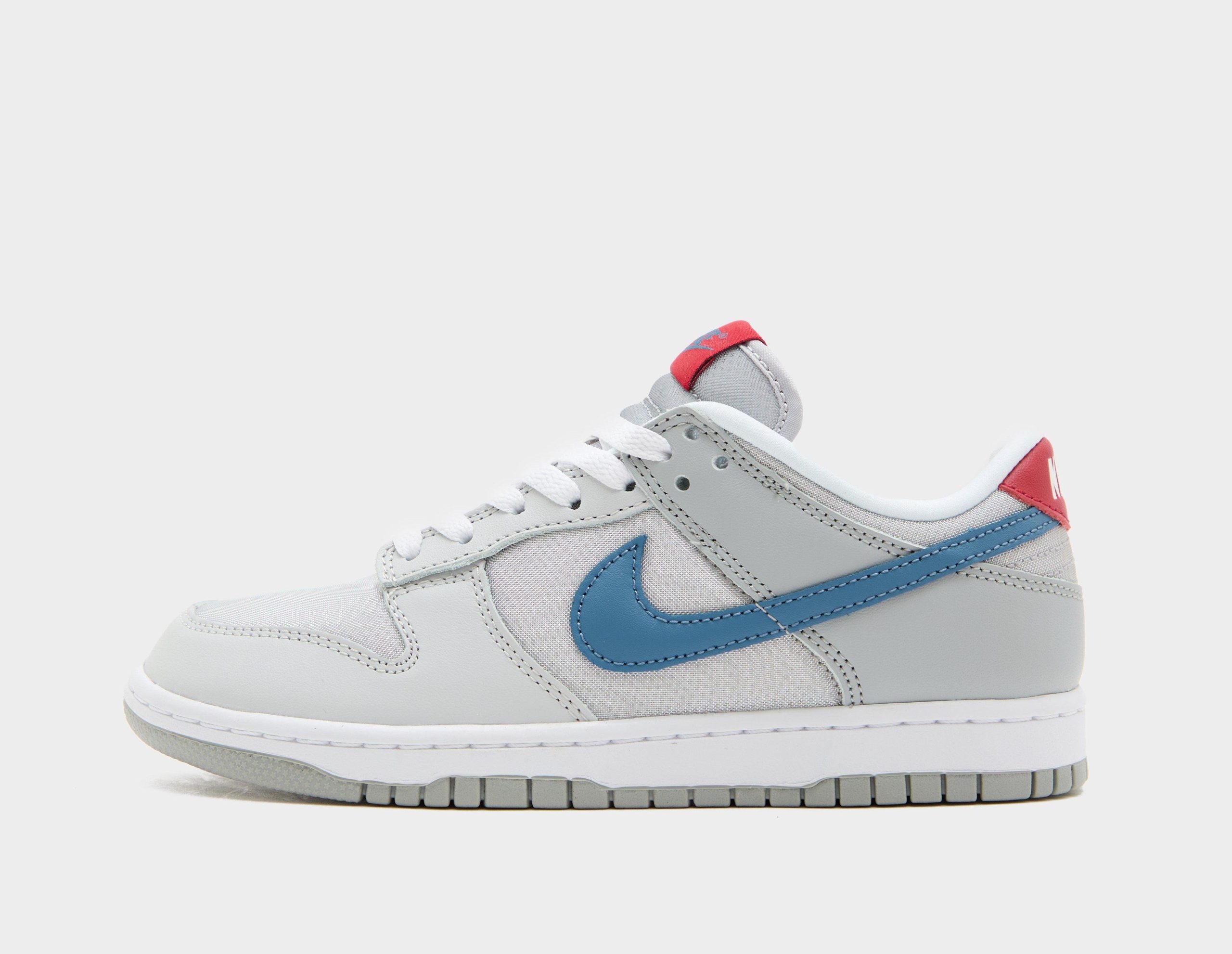 Nike Dunk Low Women's, Silver