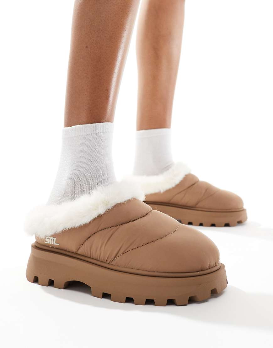 Steve Madden Fireplace faux fur lined slippers in tan-Brown