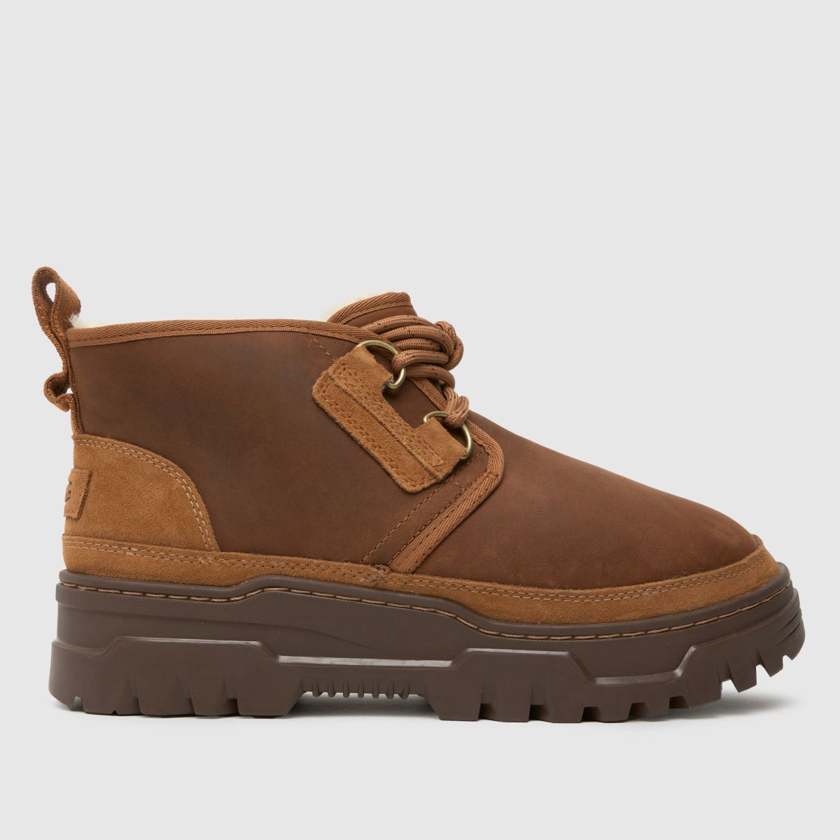 UGG neumel trailgazer boots in chestnut