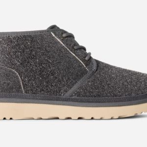 UGG® Neumel Shaggy Suede Boot in Grey, Size 6, Leather