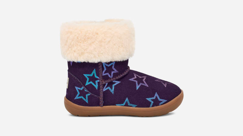 UGG® Sammee Iridescent Stars Boot in Nightshade/Purple Iridescent, Size 5, Leather