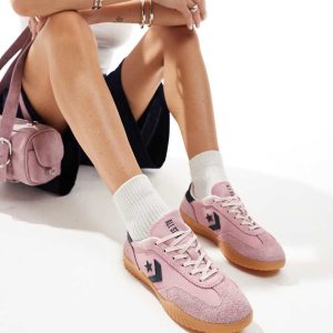 Converse Run Star Ox trainers in pink and navy