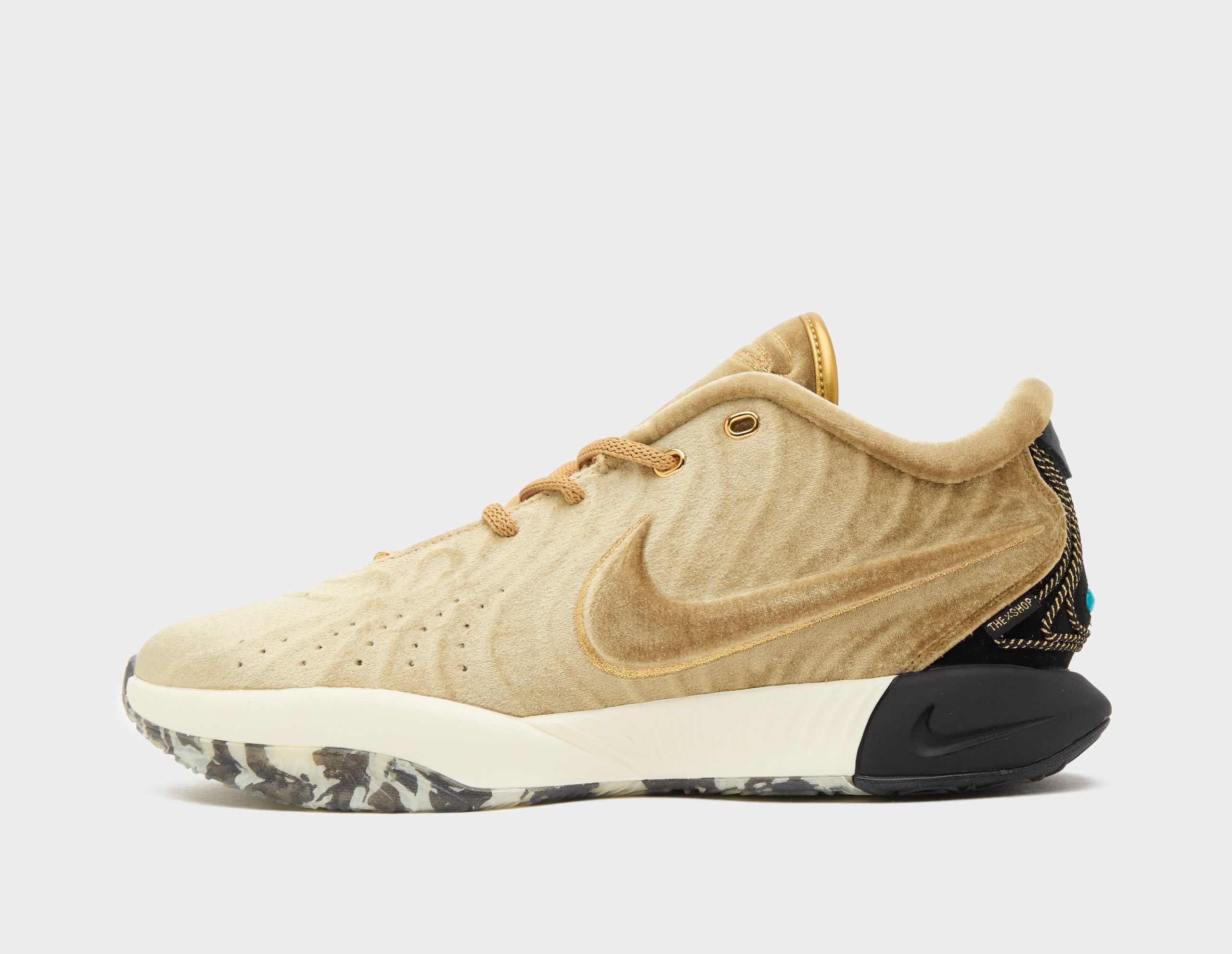 Nike LeBron XXI, Brown