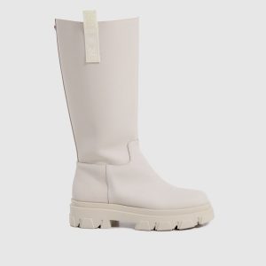 Steve Madden lodge boots in natural