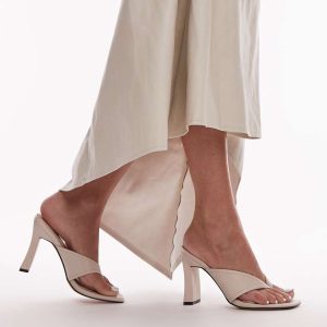 Topshop Gisele toe post heeled mule in off white