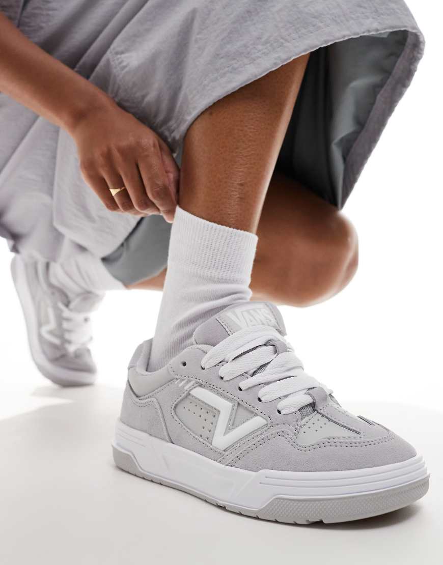 Vans upland chunky suede trainers in grey