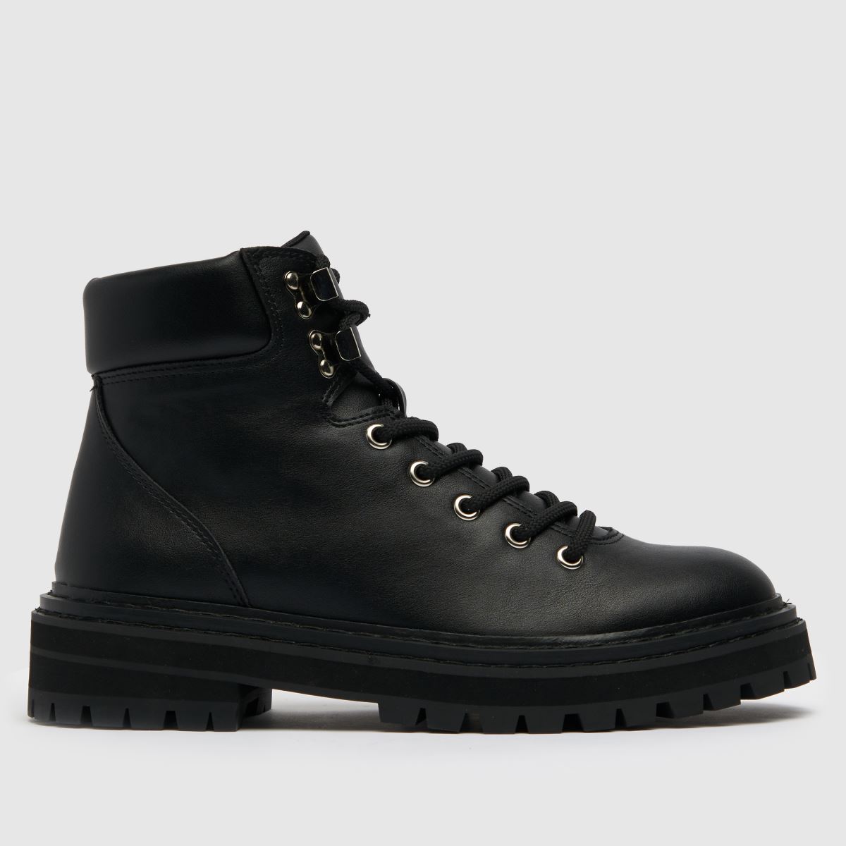 schuh alanah chunky hiker boots in black