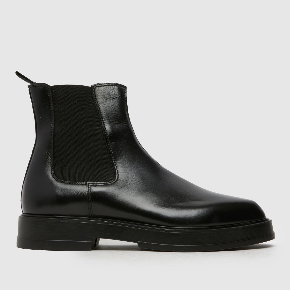schuh darcy leather chelsea boots in black