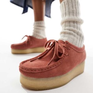 Clarks Originals Wallacraft Bee shoes in teracotta red suede