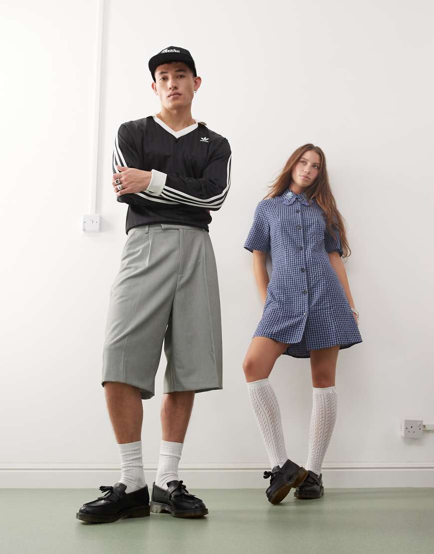 Dr Martens unisex Adrian tassel loafers in black polished smooth leather