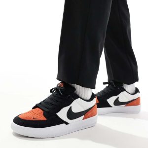 Nike SB Force in white and clay