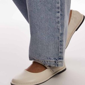 Topshop Bonny premium leather round toe ballet shoes in off white