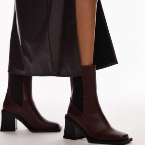 Topshop Nisha block heeled chelsea boots in burgundy-Red