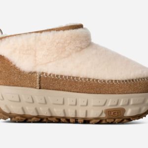 UGG® Venture Daze Ultra Mini Cozy Boot in Brown, Size 5