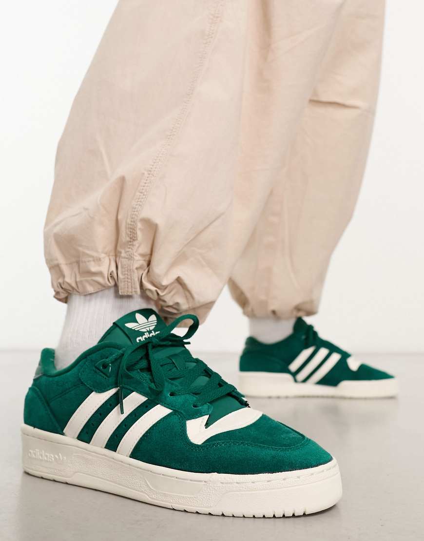 adidas Originals Rivalry low trainers in collegiate green/white