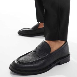schuh Rhodes loafers in black leather