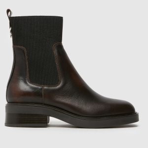 schuh constance leather chelsea boots in brown
